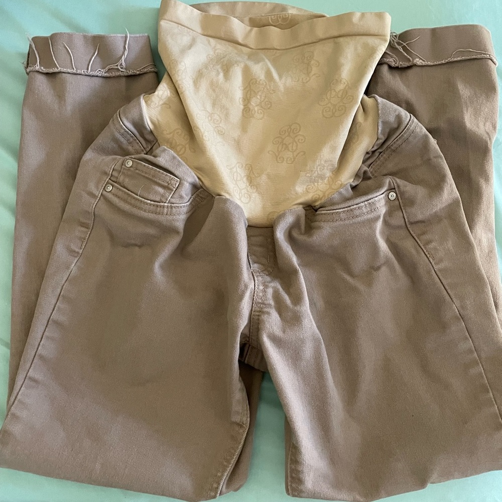 Jessica Simpson Maternity